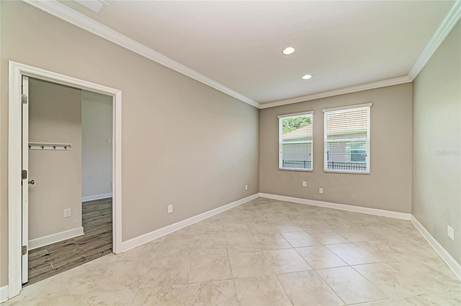 Image 28 of 70 For 12821 Balsam Terrace