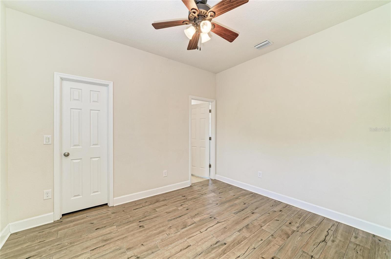 Image 44 of 70 For 12821 Balsam Terrace
