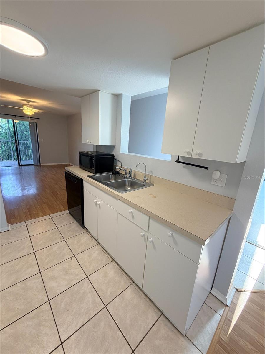 Image 10 of 25 For 5310 26th Street W 2204