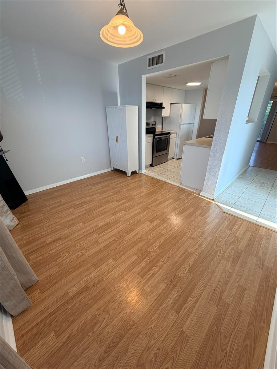 Image 5 of 25 For 5310 26th Street W 2204