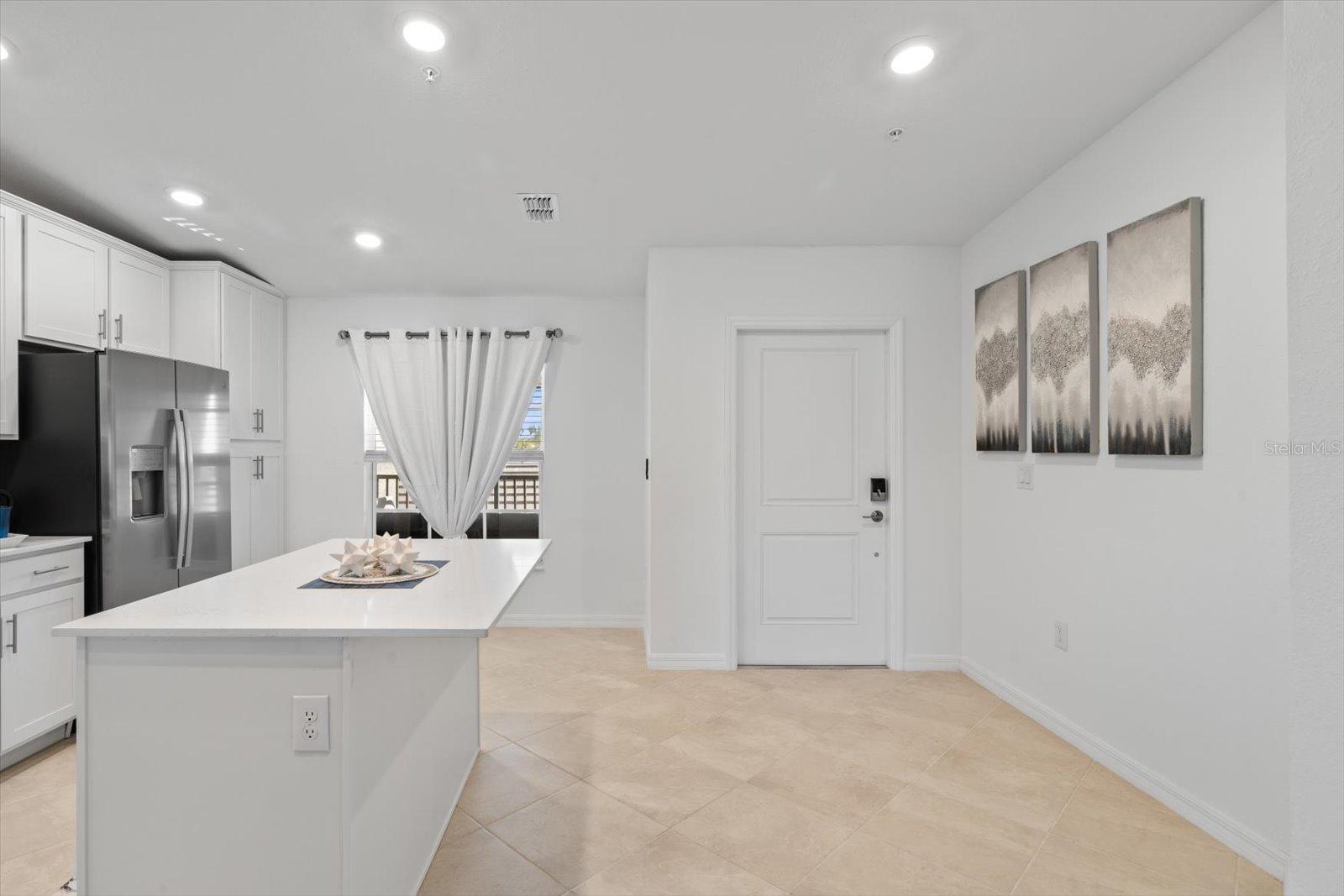 Image 11 of 30 For 12390 Wellen Golf Street 201