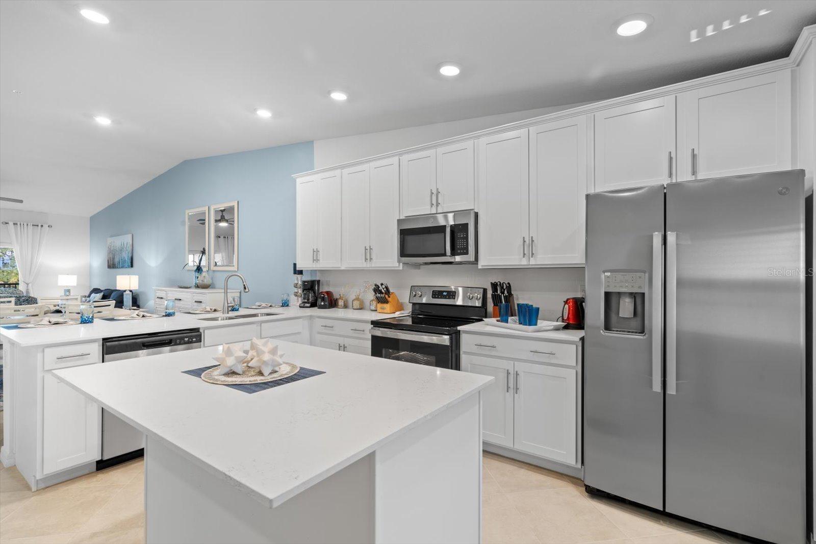 Image 29 of 30 For 12390 Wellen Golf Street 201