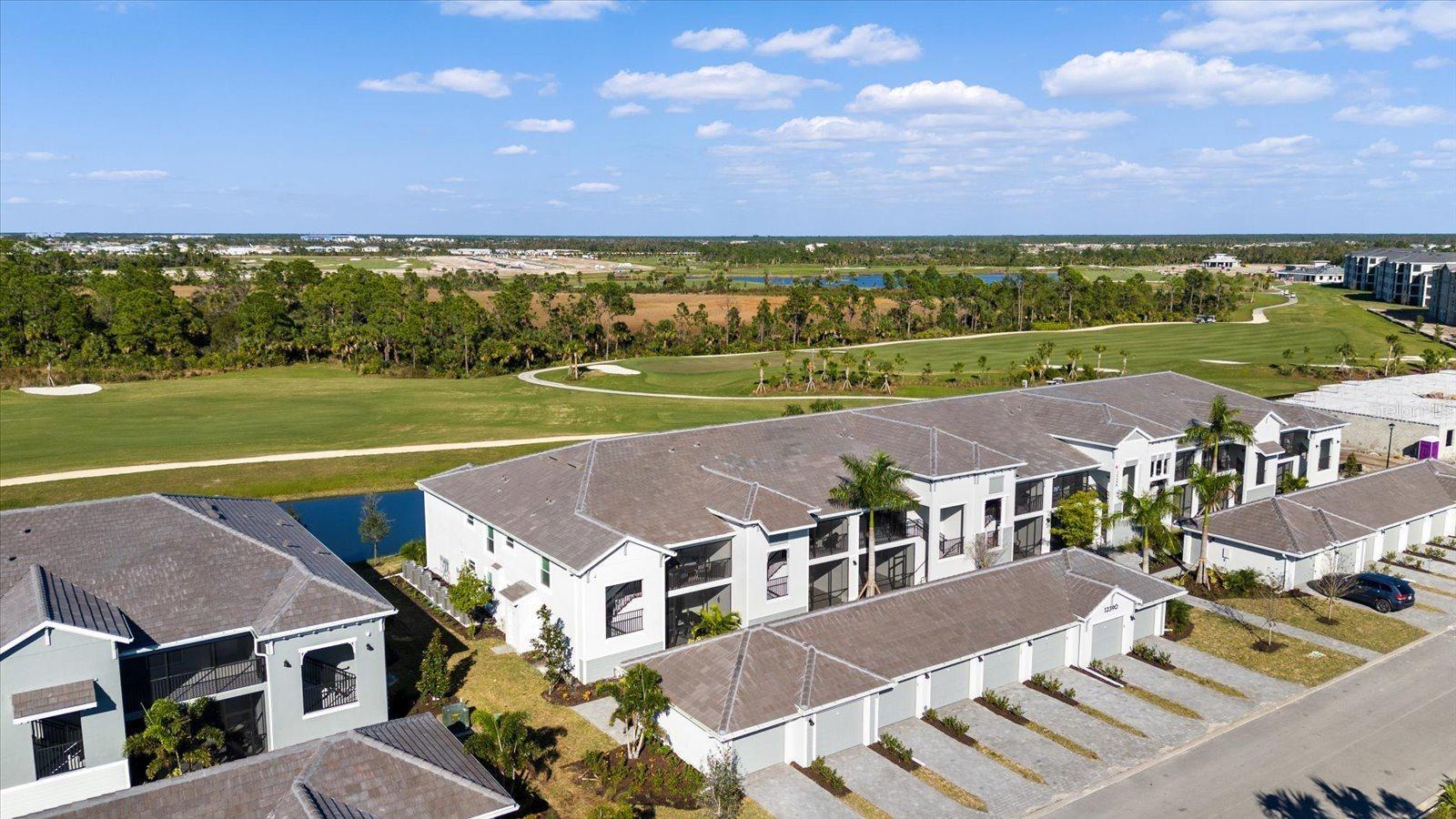 Image 6 of 30 For 12390 Wellen Golf Street 201