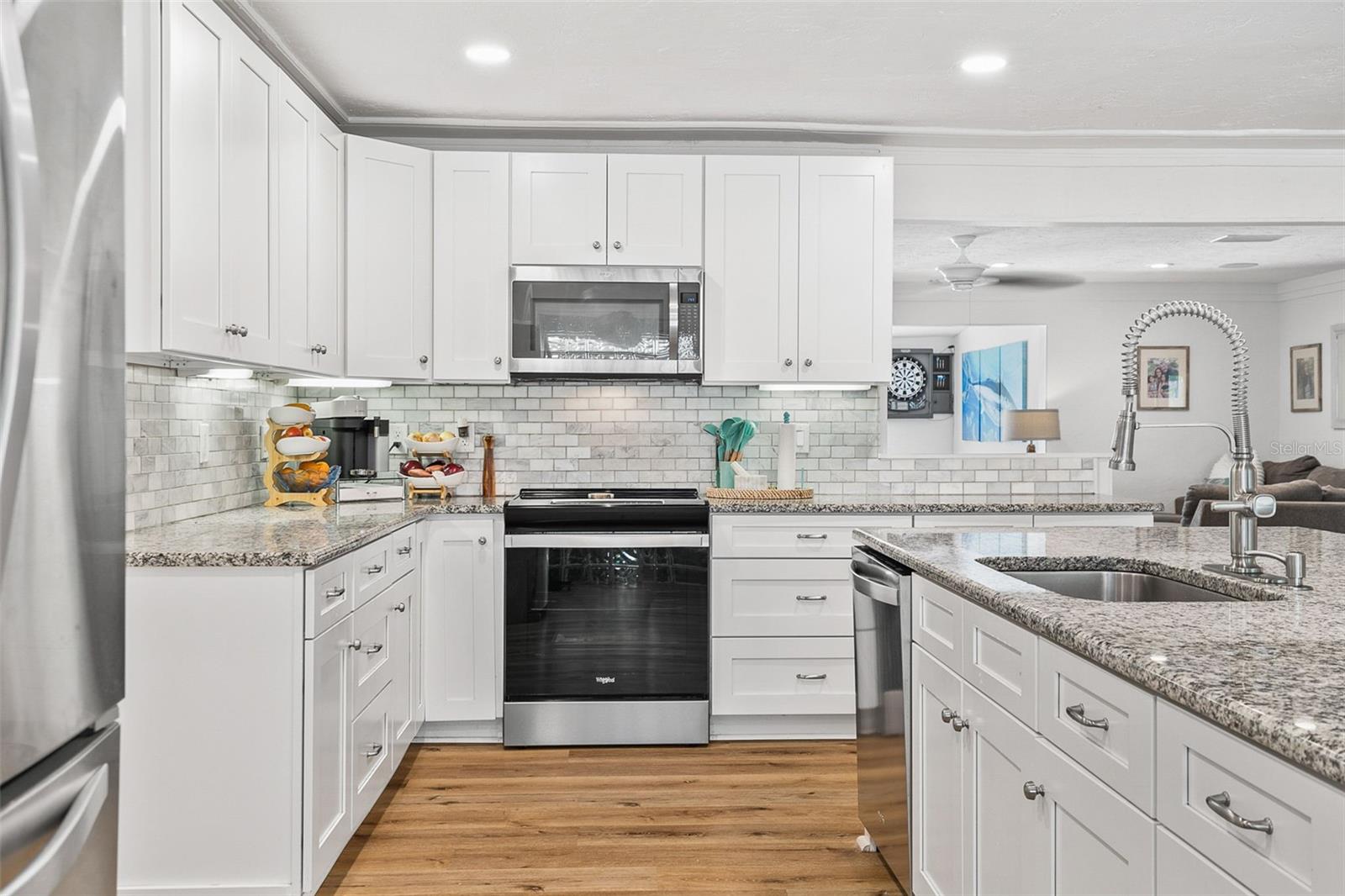 Image 12 of 61 For 2215 Hibiscus Street