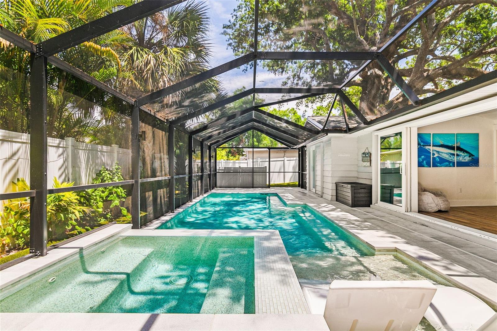 Image 45 of 61 For 2215 Hibiscus Street