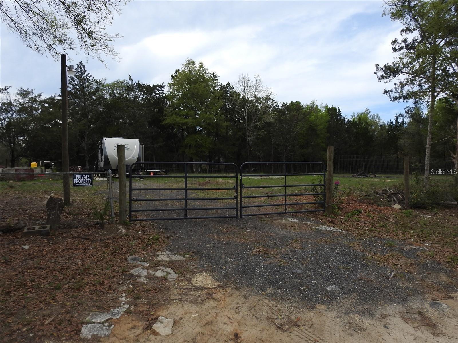 Details for 103 George Drive, INTERLACHEN, FL 32148