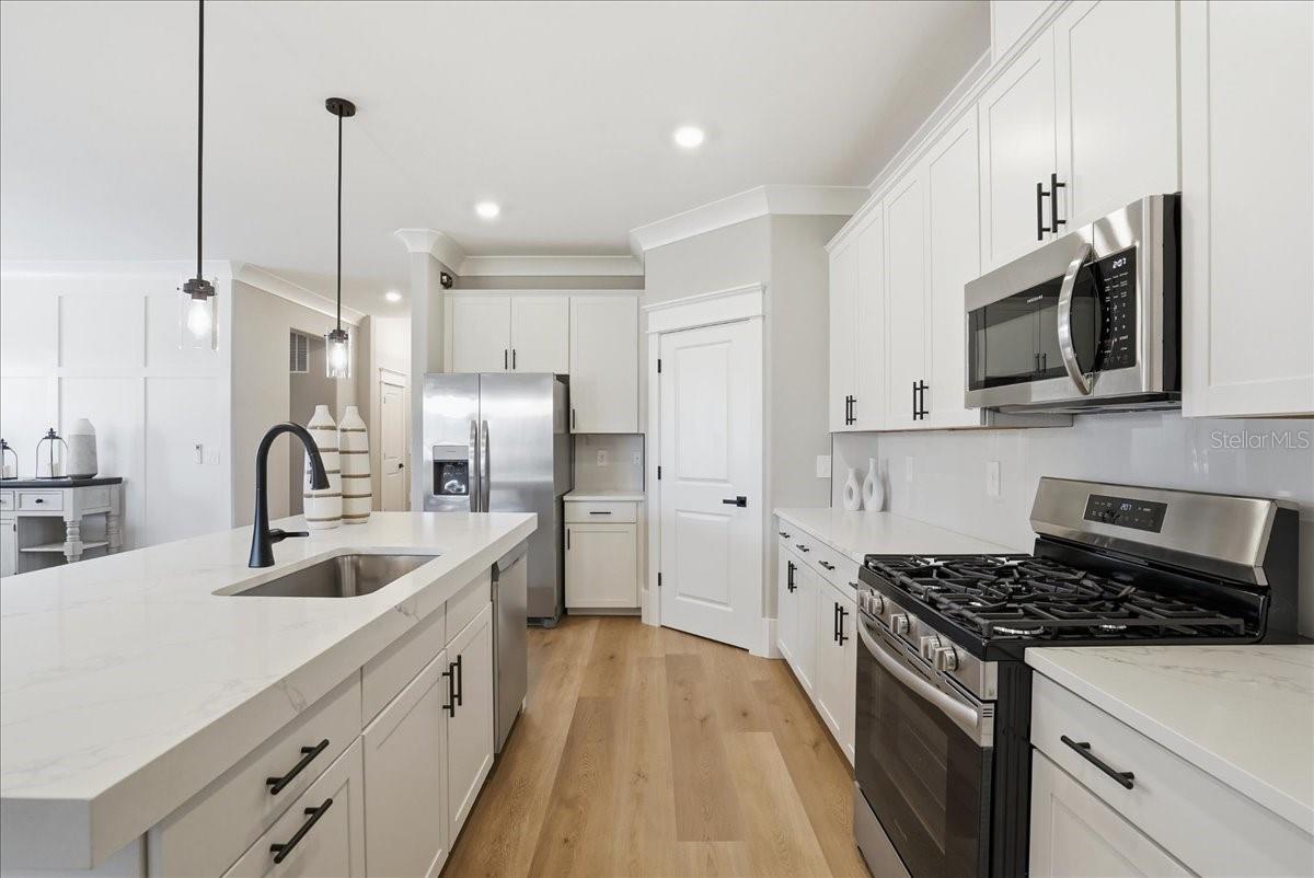 Image 15 of 61 For 5309 Seal Isle Court