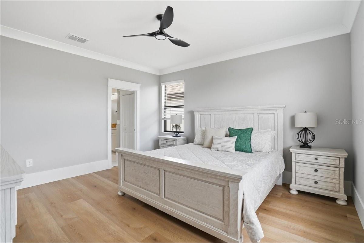 Image 17 of 61 For 5309 Seal Isle Court