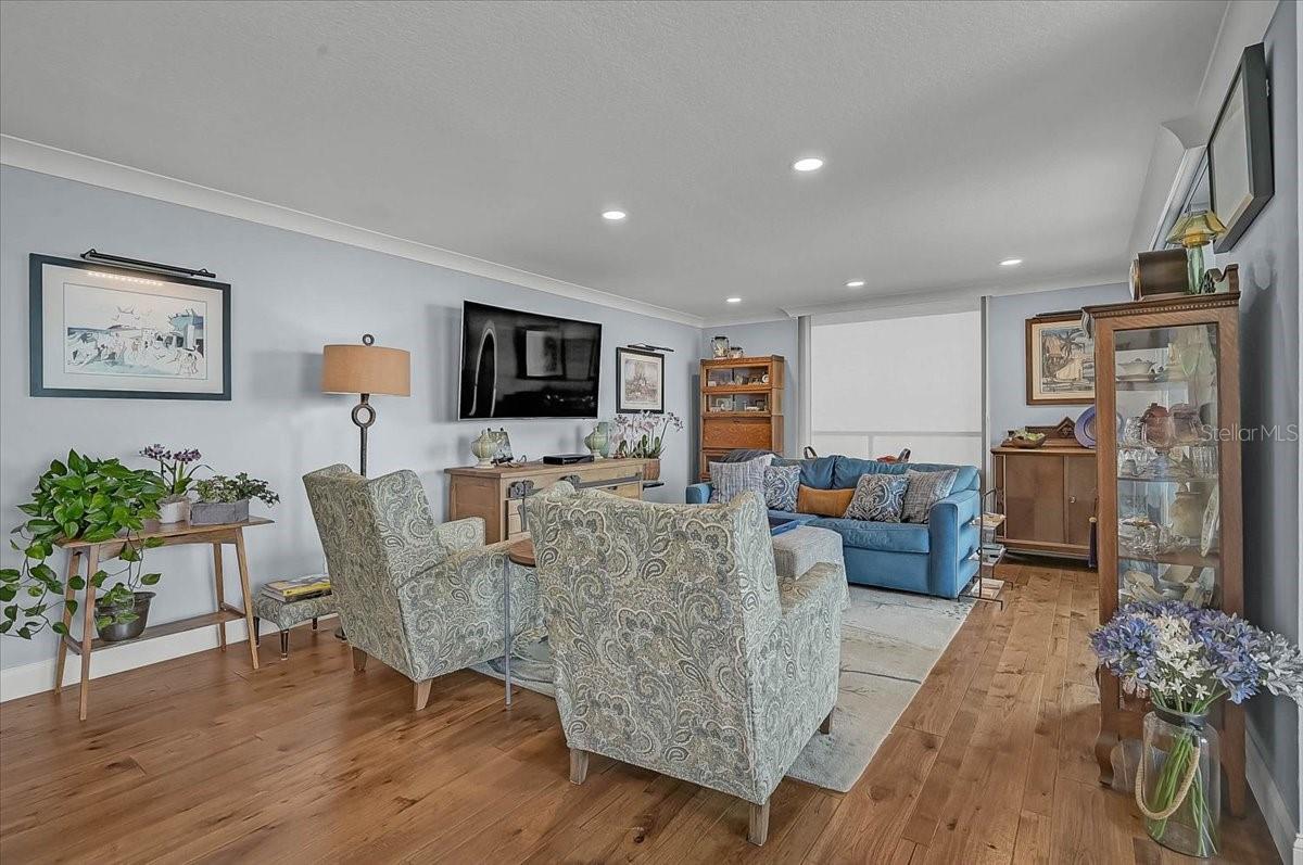 Image 22 of 100 For 1111 Gulfstream Avenue 7c