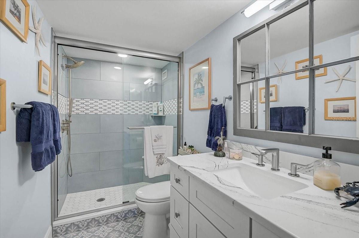 Image 41 of 100 For 1111 Gulfstream Avenue 7c