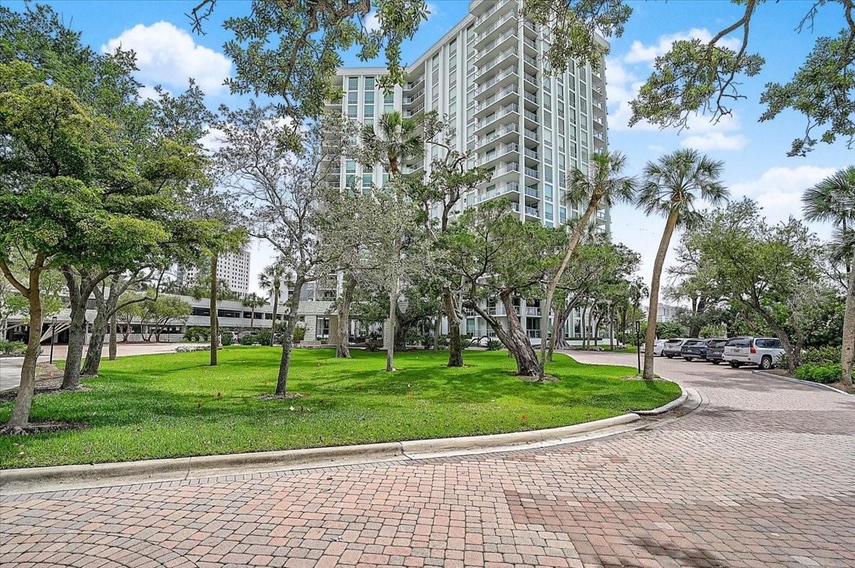 Image 63 of 100 For 1111 Gulfstream Avenue 7c