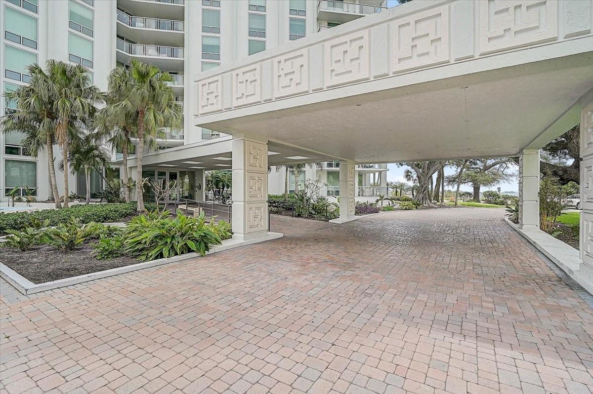 Image 66 of 100 For 1111 Gulfstream Avenue 7c