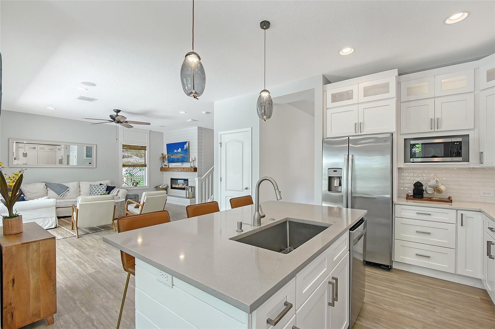 Image 15 of 73 For 1738 Siesta Drive