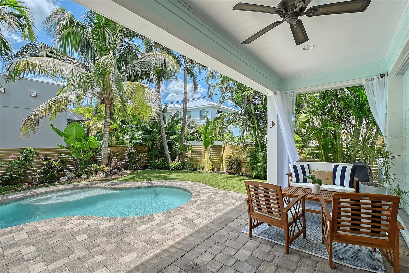 Image 20 of 73 For 1738 Siesta Drive