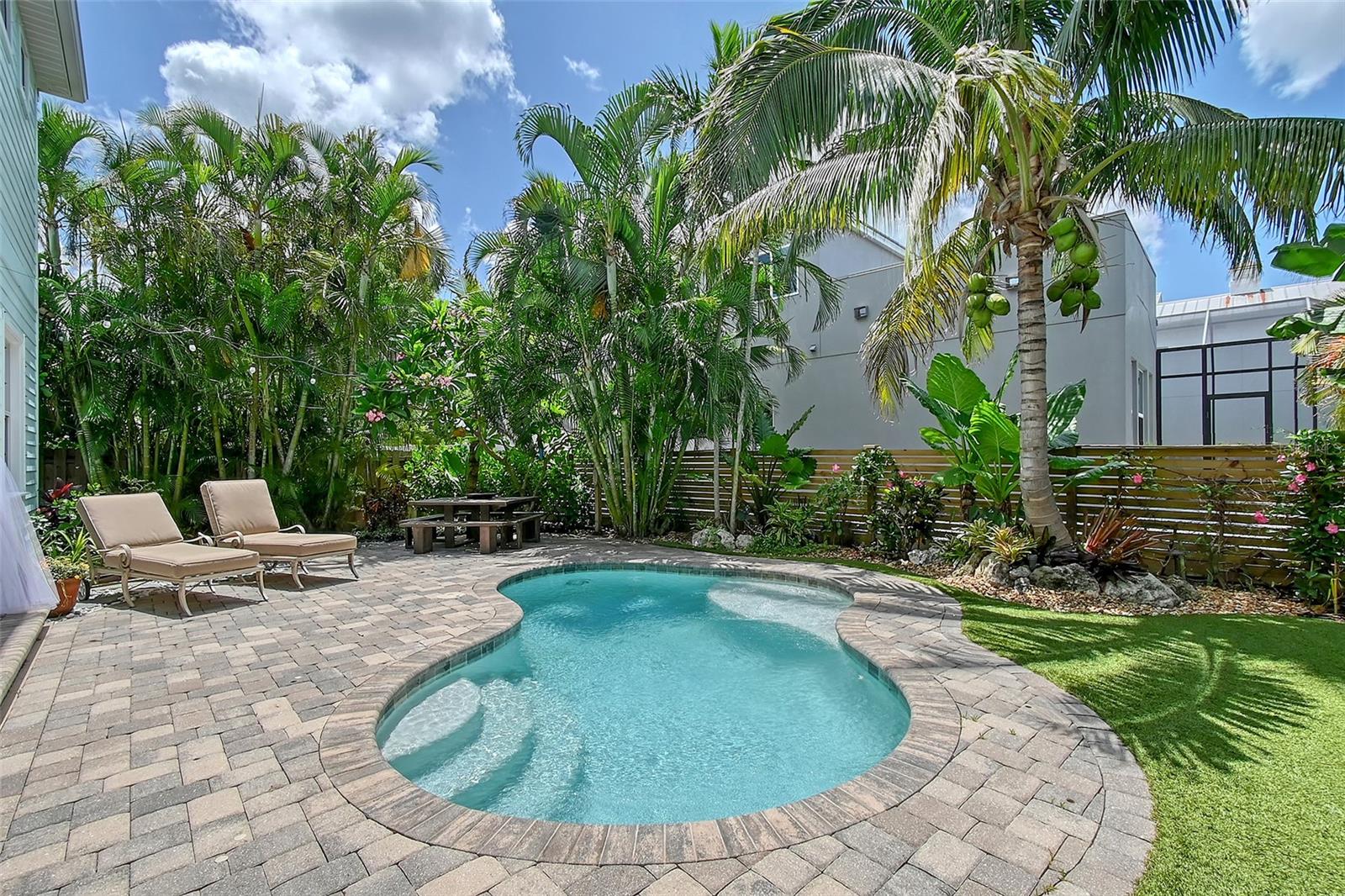 Image 37 of 73 For 1738 Siesta Drive