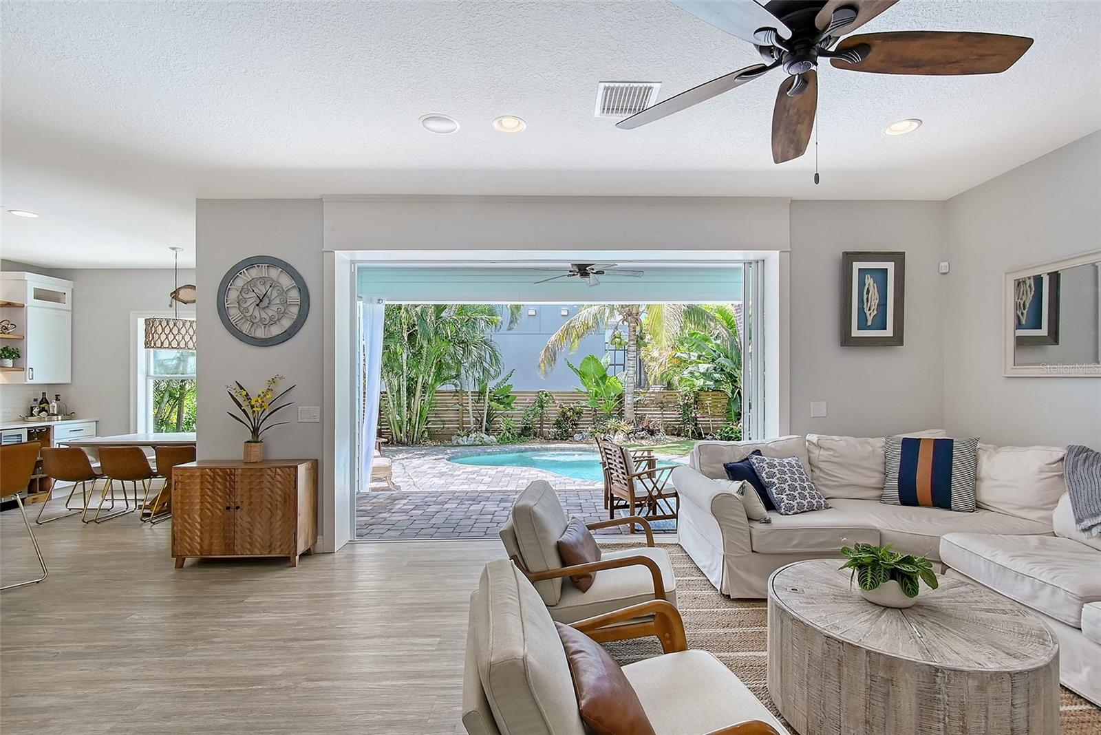 Image 8 of 73 For 1738 Siesta Drive