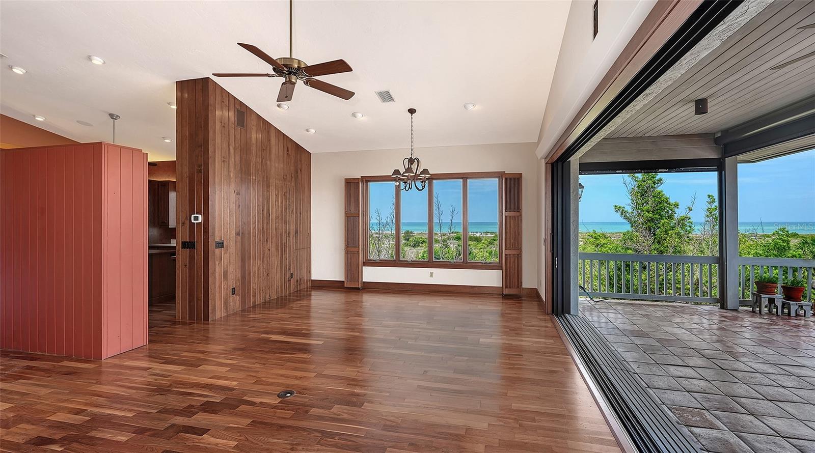 Image 13 of 88 For 156 Emerson Drive