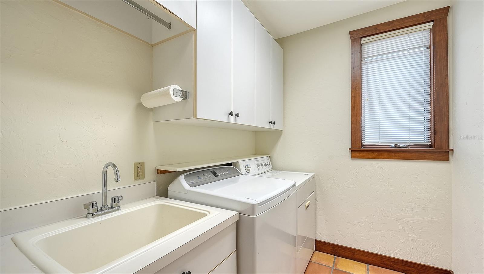 Image 42 of 88 For 156 Emerson Drive
