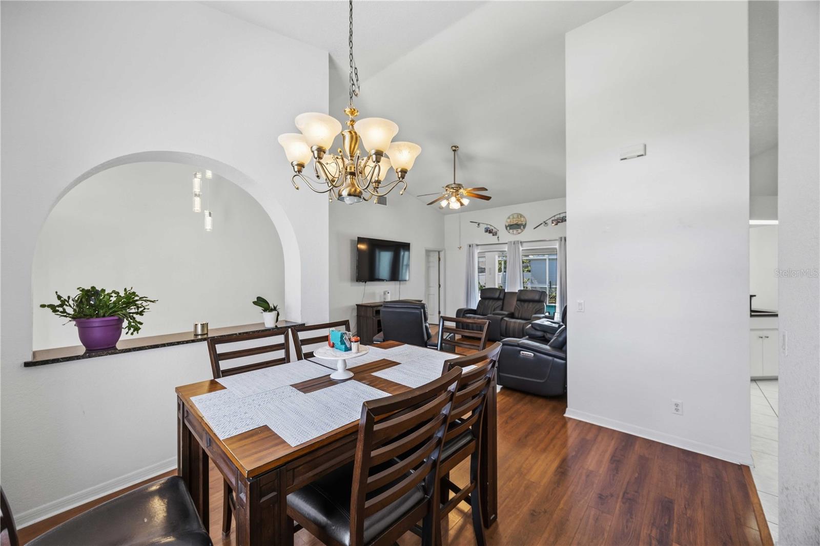Image 10 of 55 For 23530 Clay Avenue