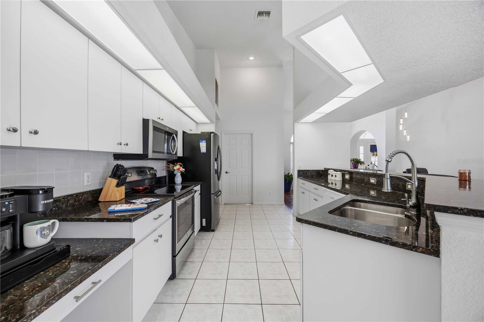 Image 12 of 55 For 23530 Clay Avenue