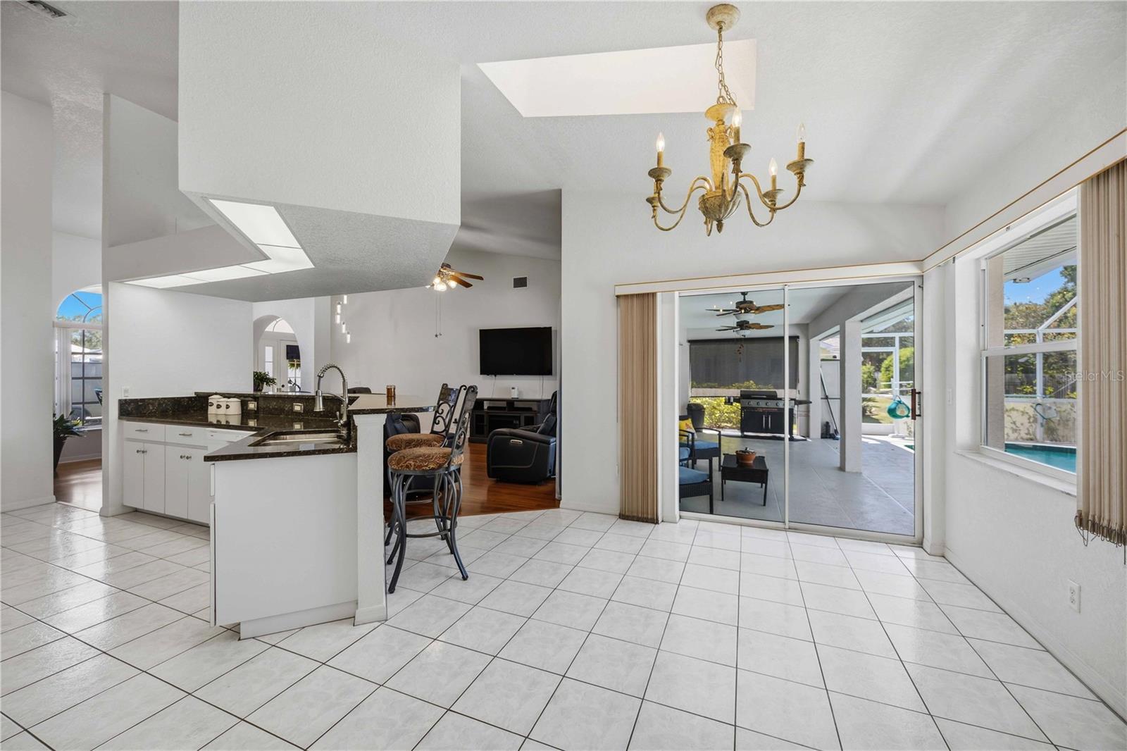Image 14 of 55 For 23530 Clay Avenue