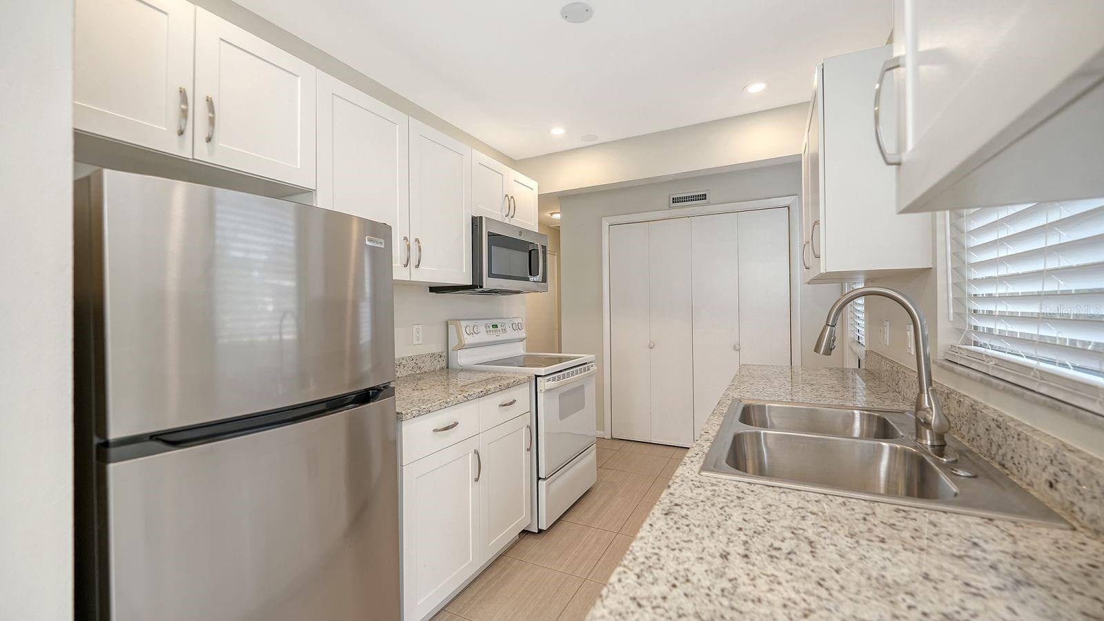 Image 15 of 48 For 2121 Pueblo Circle V6
