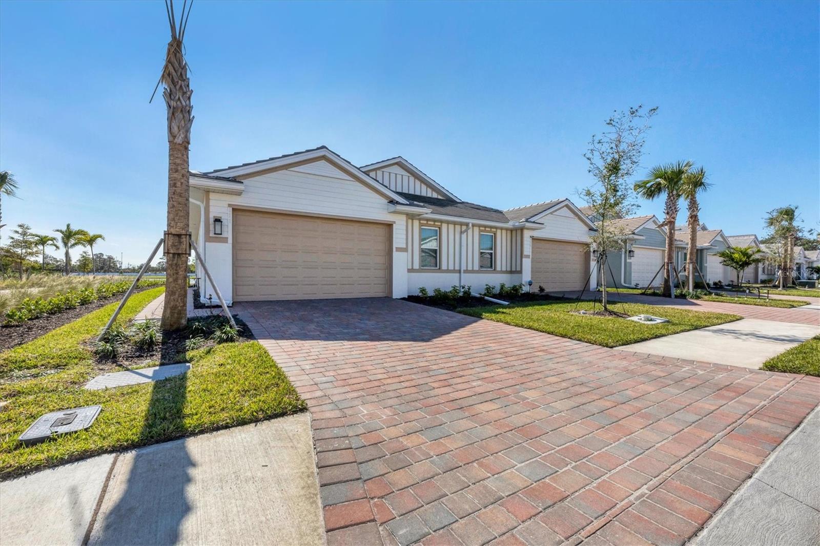 Details for 111 Ibiza Loop, VENICE, FL 34292
