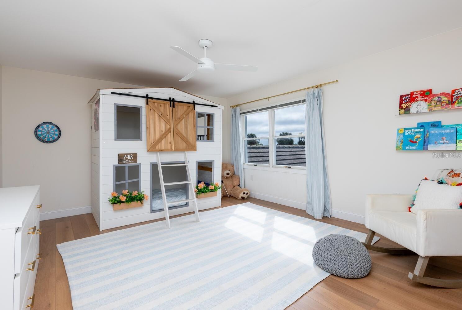 Image 19 of 31 For 4104 Las Palmas Way