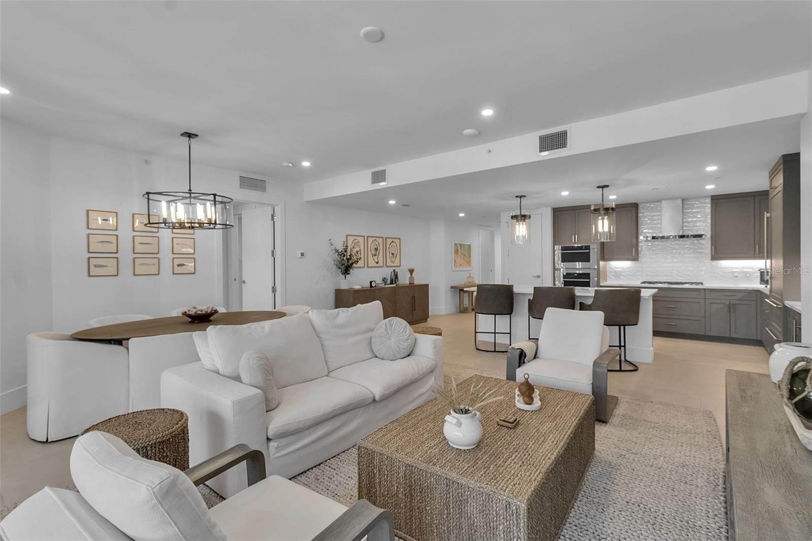 Image 10 of 43 For 1035 Seaside Drive 308