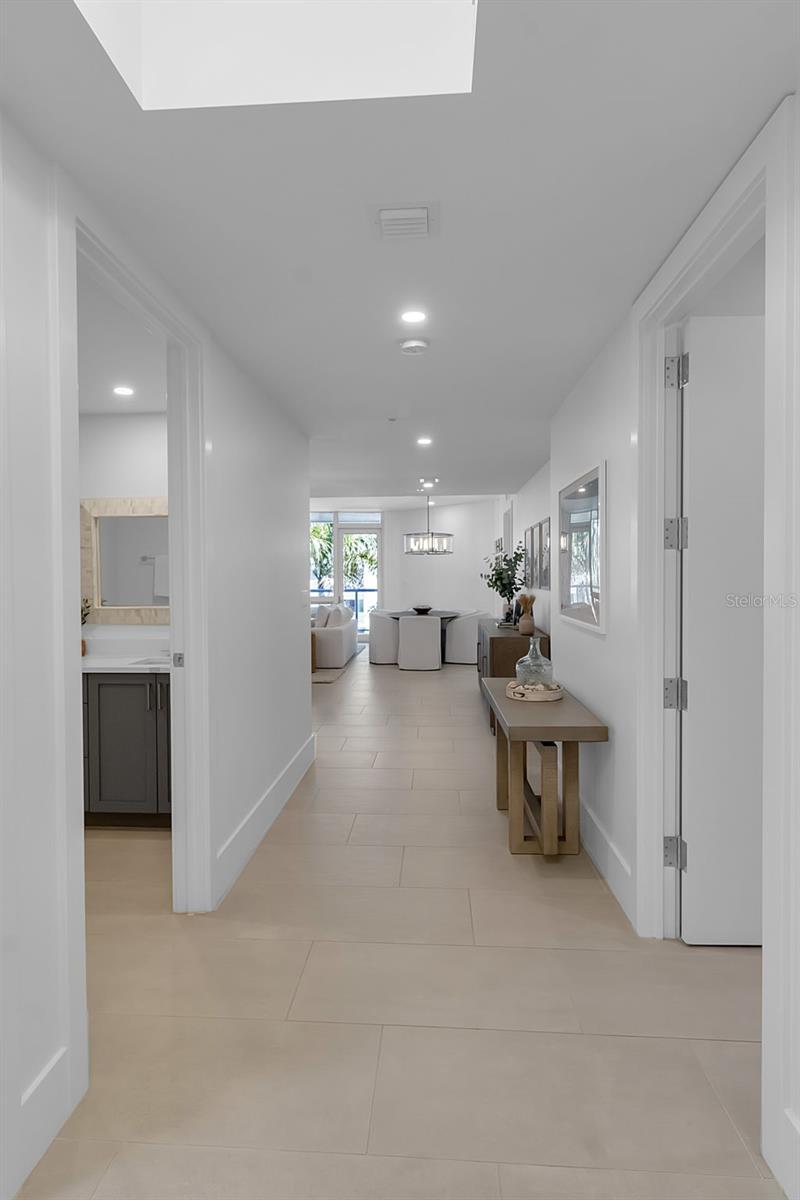 Image 11 of 43 For 1035 Seaside Drive 308