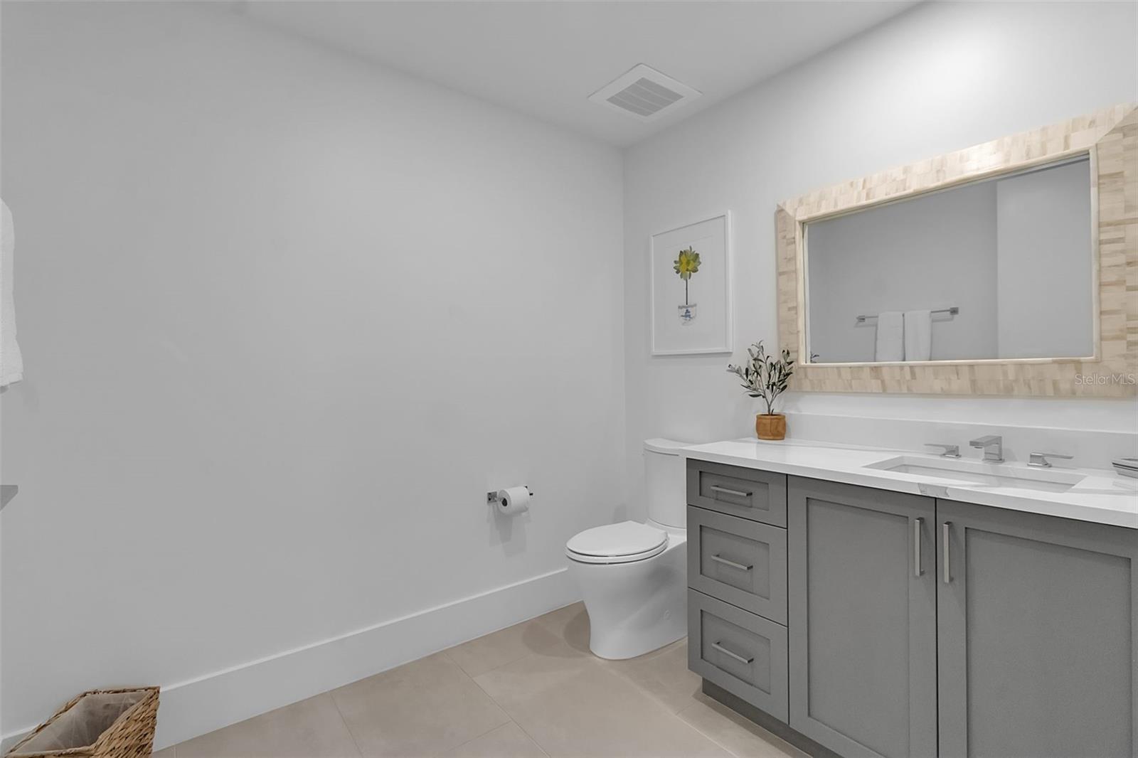 Image 12 of 43 For 1035 Seaside Drive 308