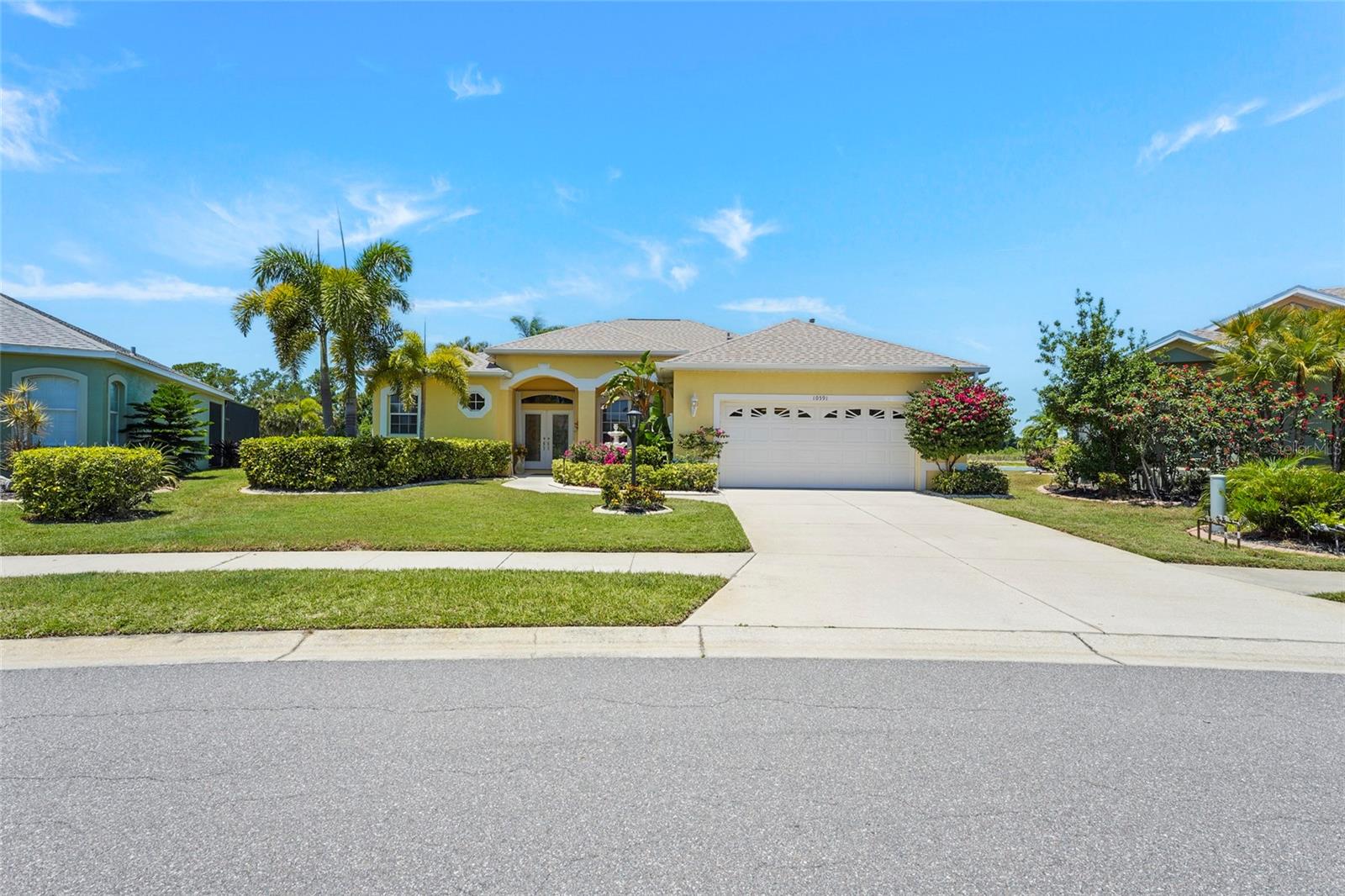 Image 16 of 65 For 10591 Old Grove Circle