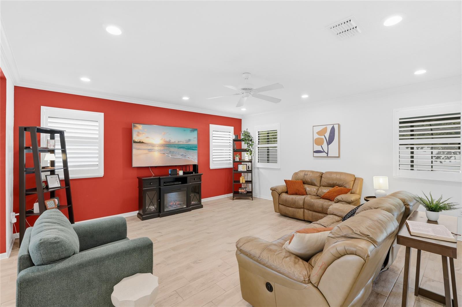 Image 10 of 49 For 4018 Lindever Lane