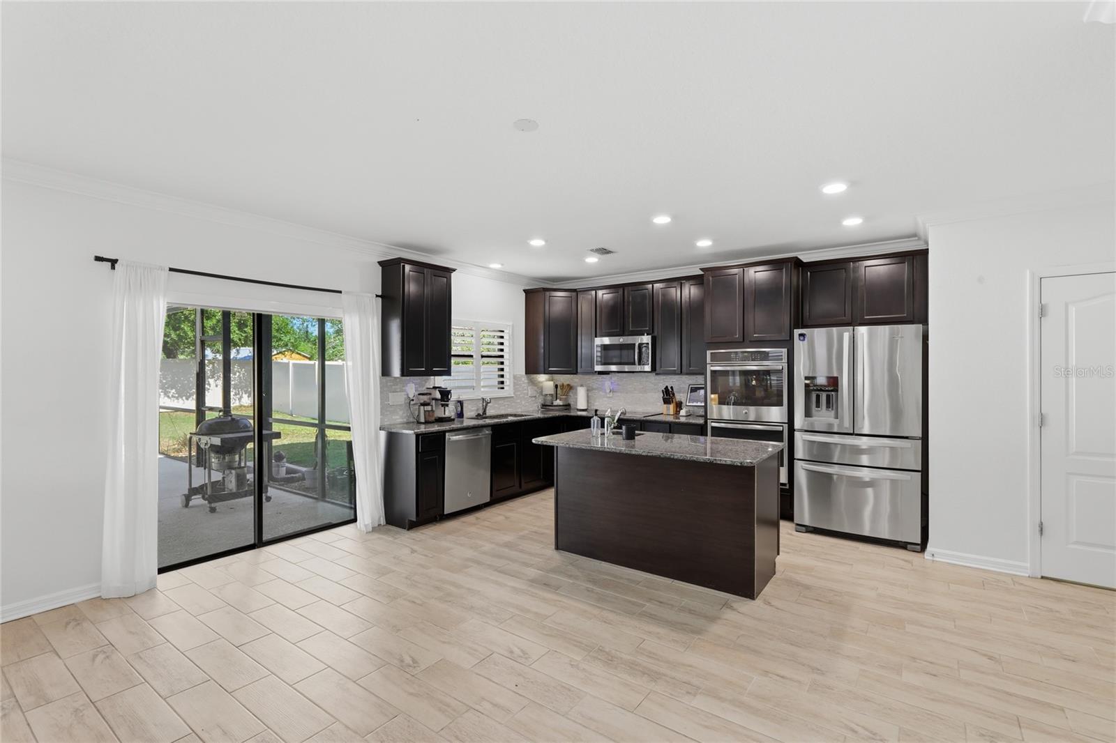 Image 13 of 49 For 4018 Lindever Lane