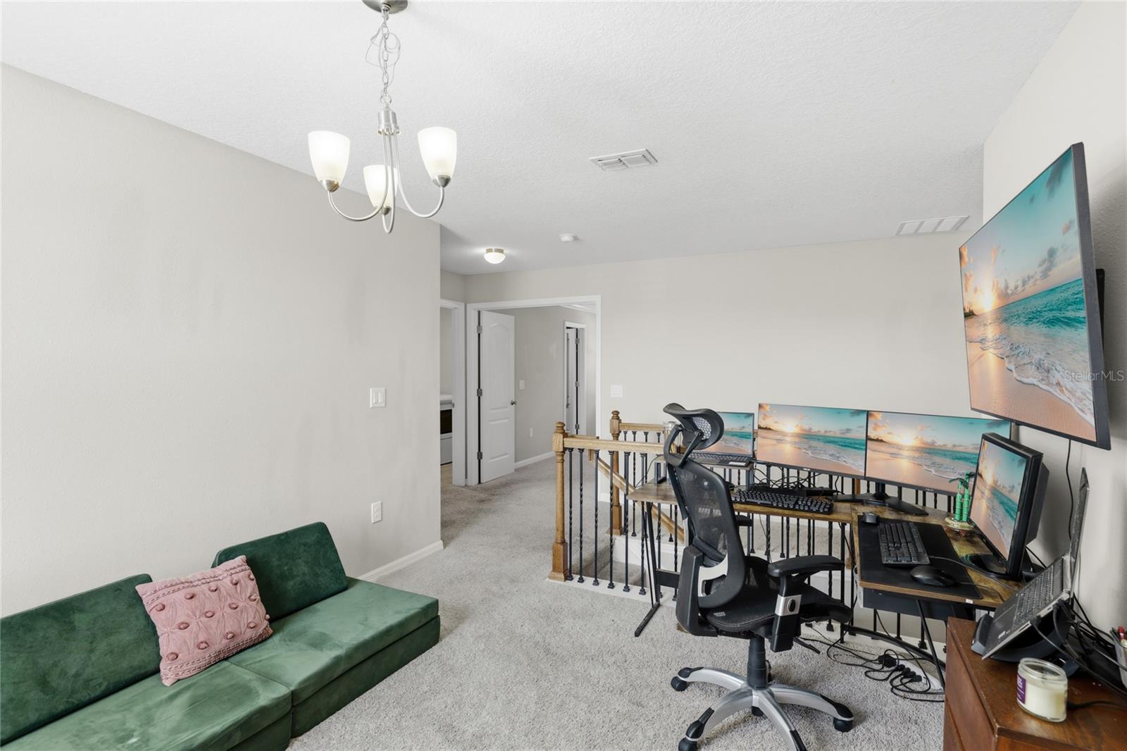 Image 18 of 49 For 4018 Lindever Lane