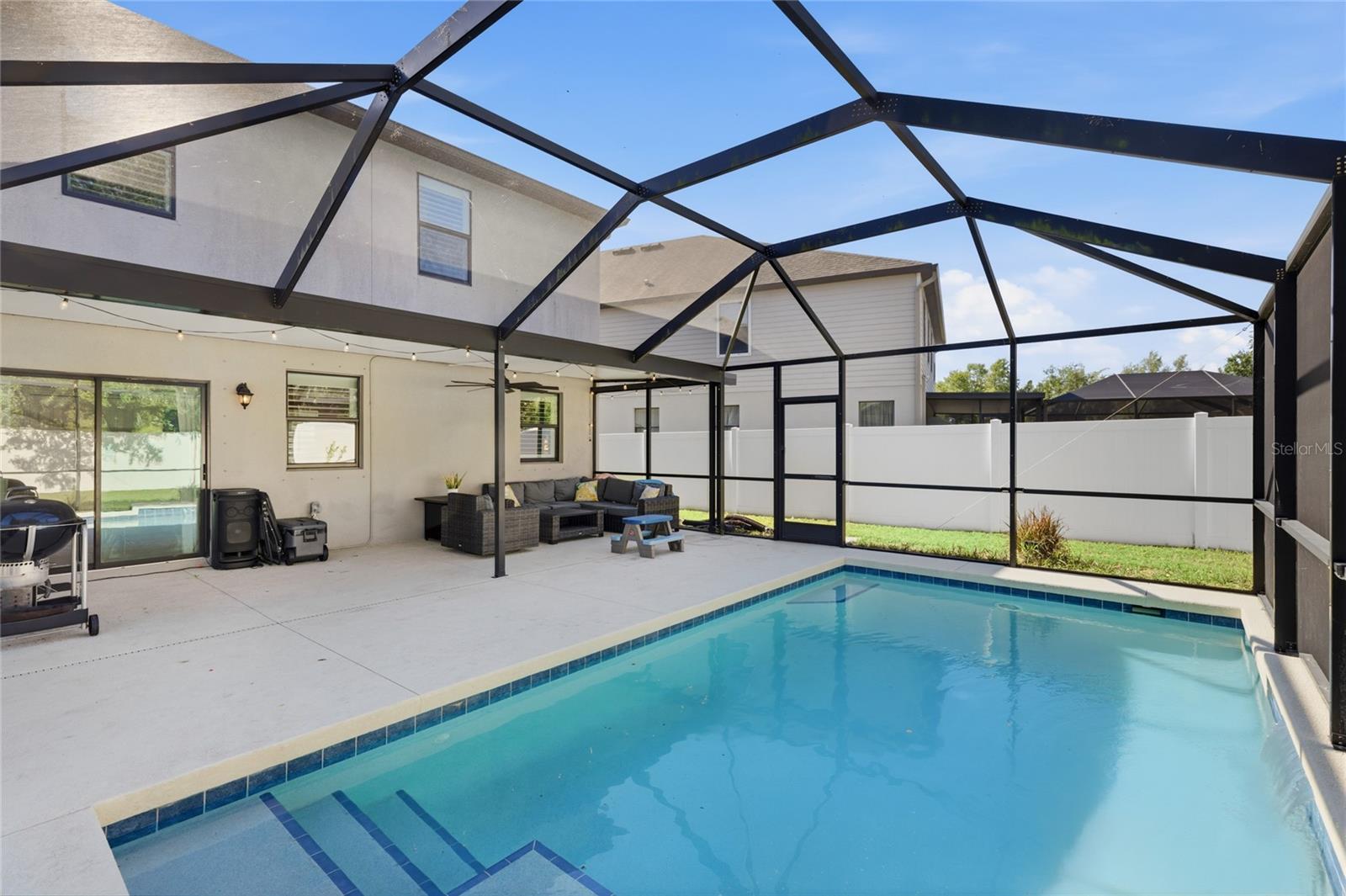 Image 32 of 49 For 4018 Lindever Lane