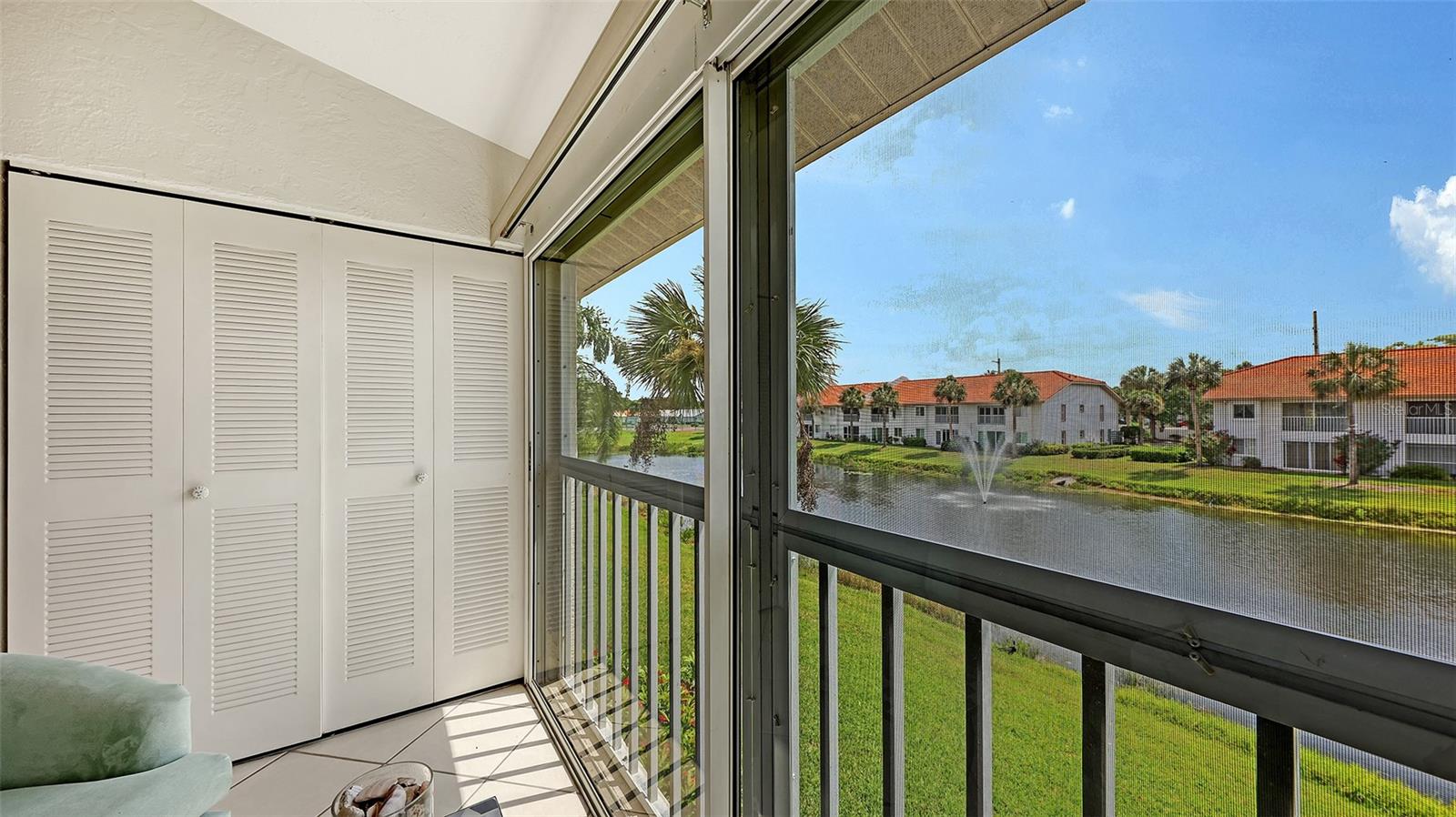 Image 12 of 44 For 4338 Madeira Court 3346