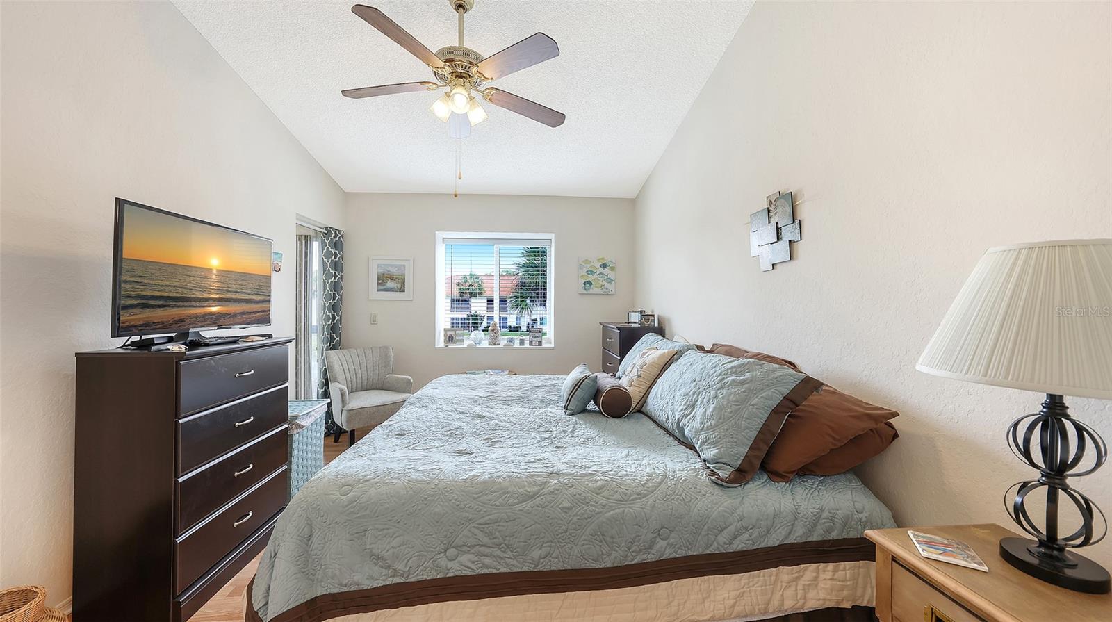 Image 18 of 44 For 4338 Madeira Court 3346