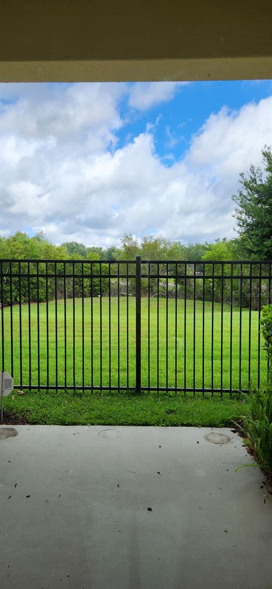 Image 11 of 23 For 5286 78th St Circle E
