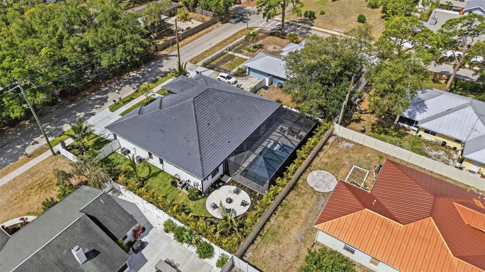 Image 49 of 67 For 2727 Waldemere Street