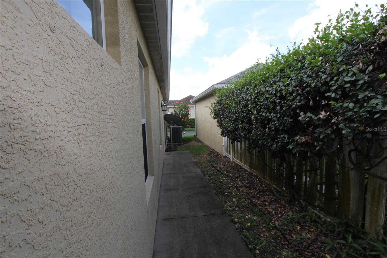 Image 19 of 51 For 11717 Crawford Parrish Lane