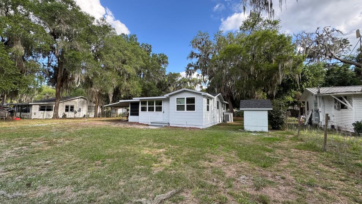 Image 3 of 12 For 1051 Cr 464  