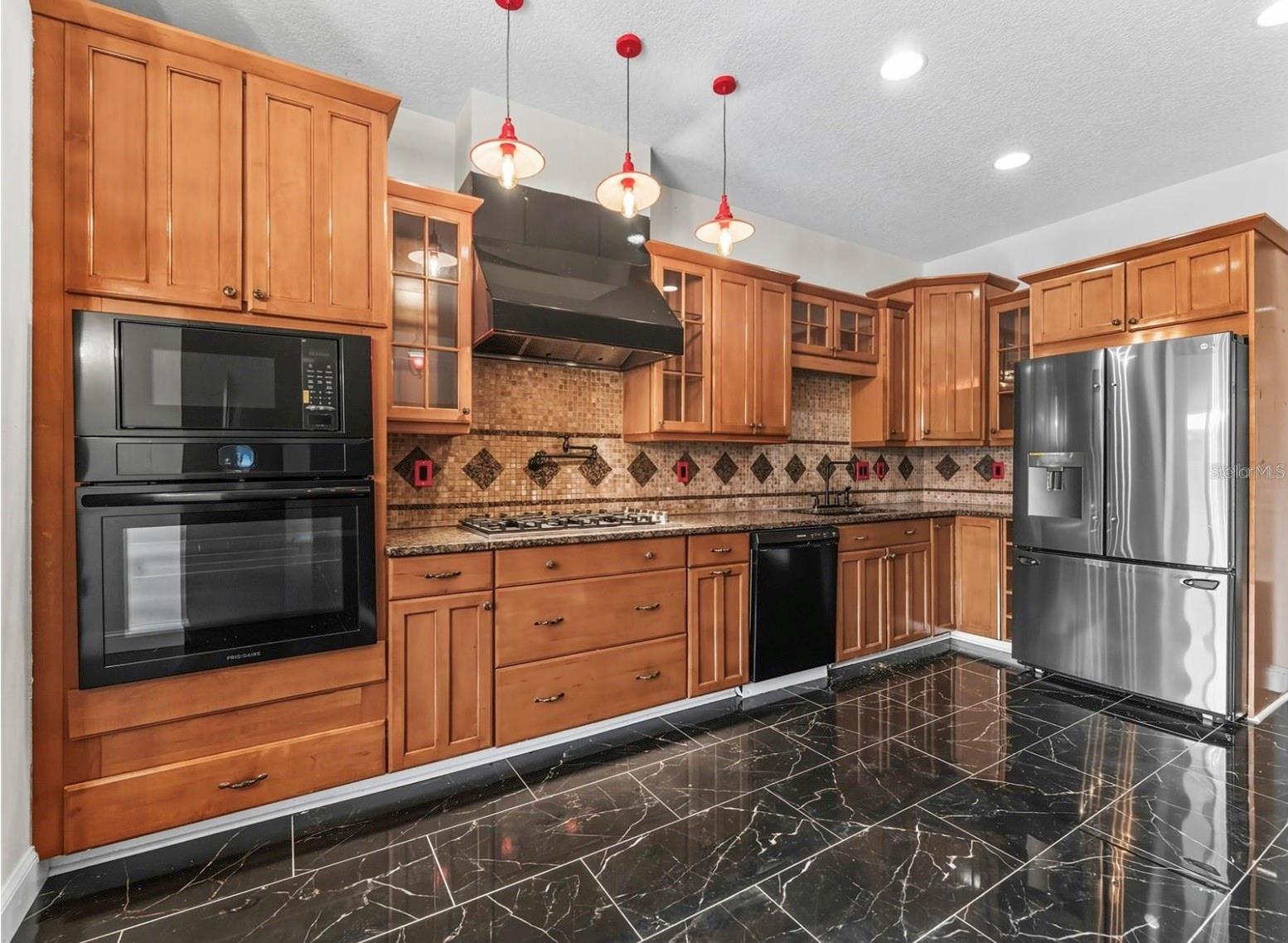 Image 10 of 25 For 8607 51st Avenue W
