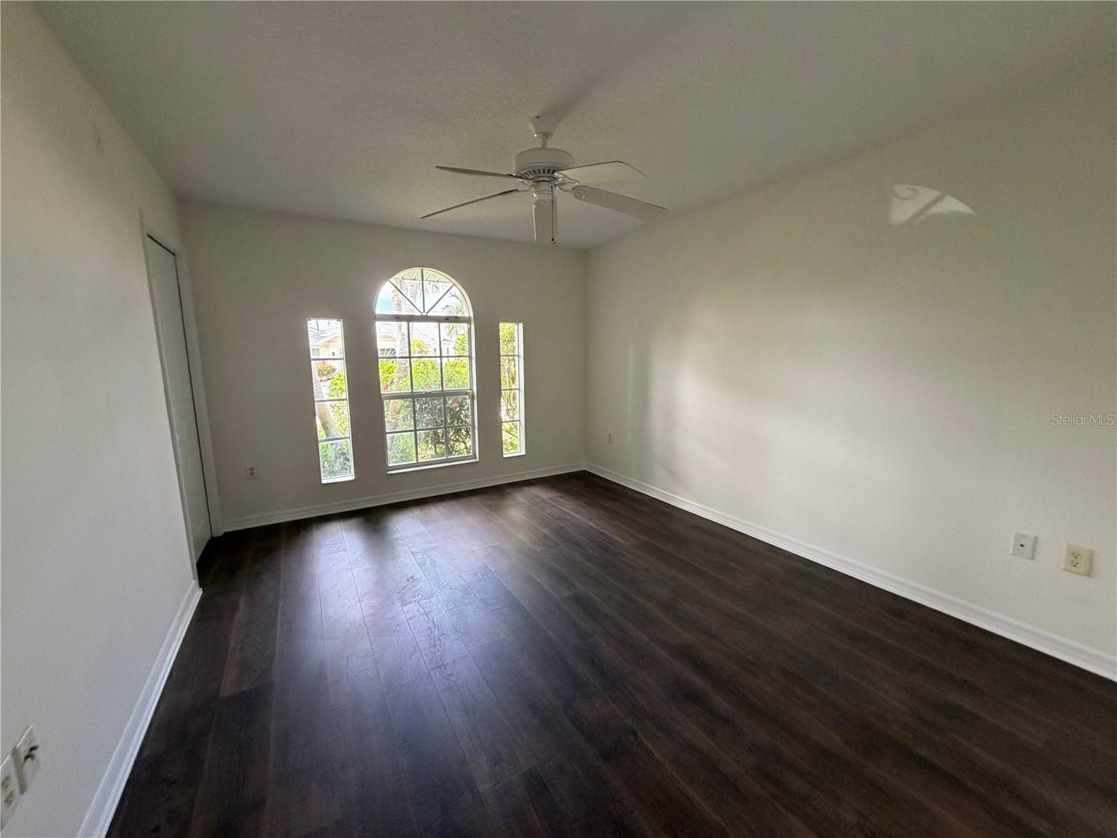 Image 16 of 25 For 8607 51st Avenue W
