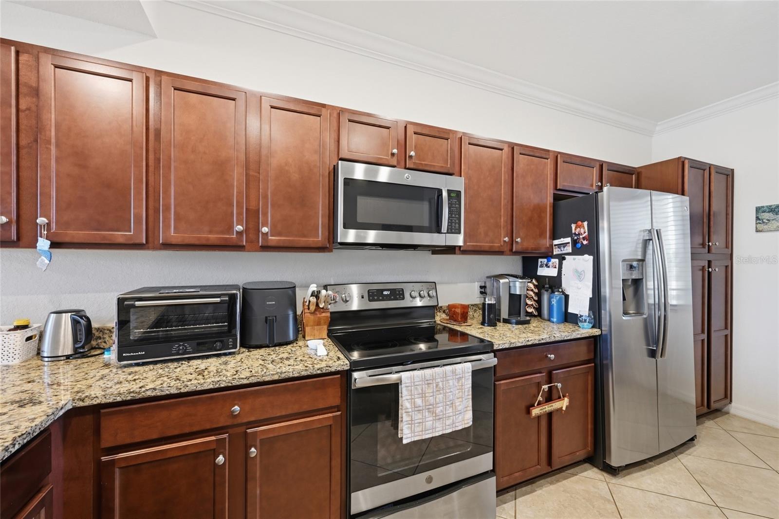 Image 5 of 54 For 16904 Vardon Terrace 205