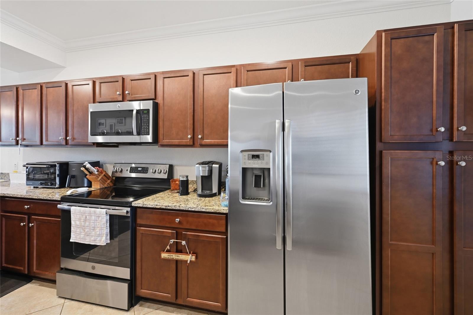 Image 6 of 54 For 16904 Vardon Terrace 205
