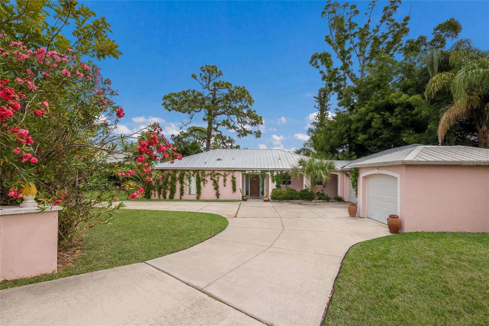 Details for 719 58th Street Nw, BRADENTON, FL 34209