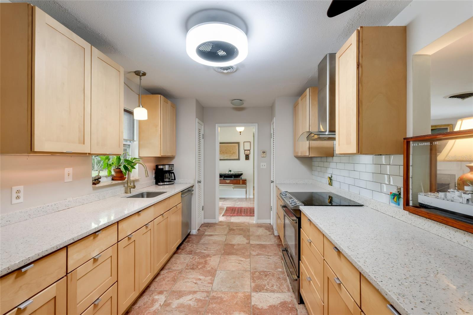 Image 12 of 40 For 719 58th Street Nw