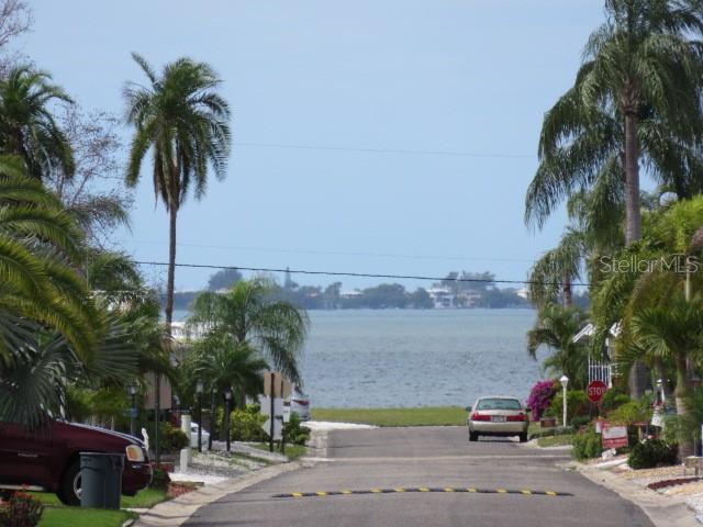 Image 20 of 28 For 2107 Palma Sola Boulevard 8