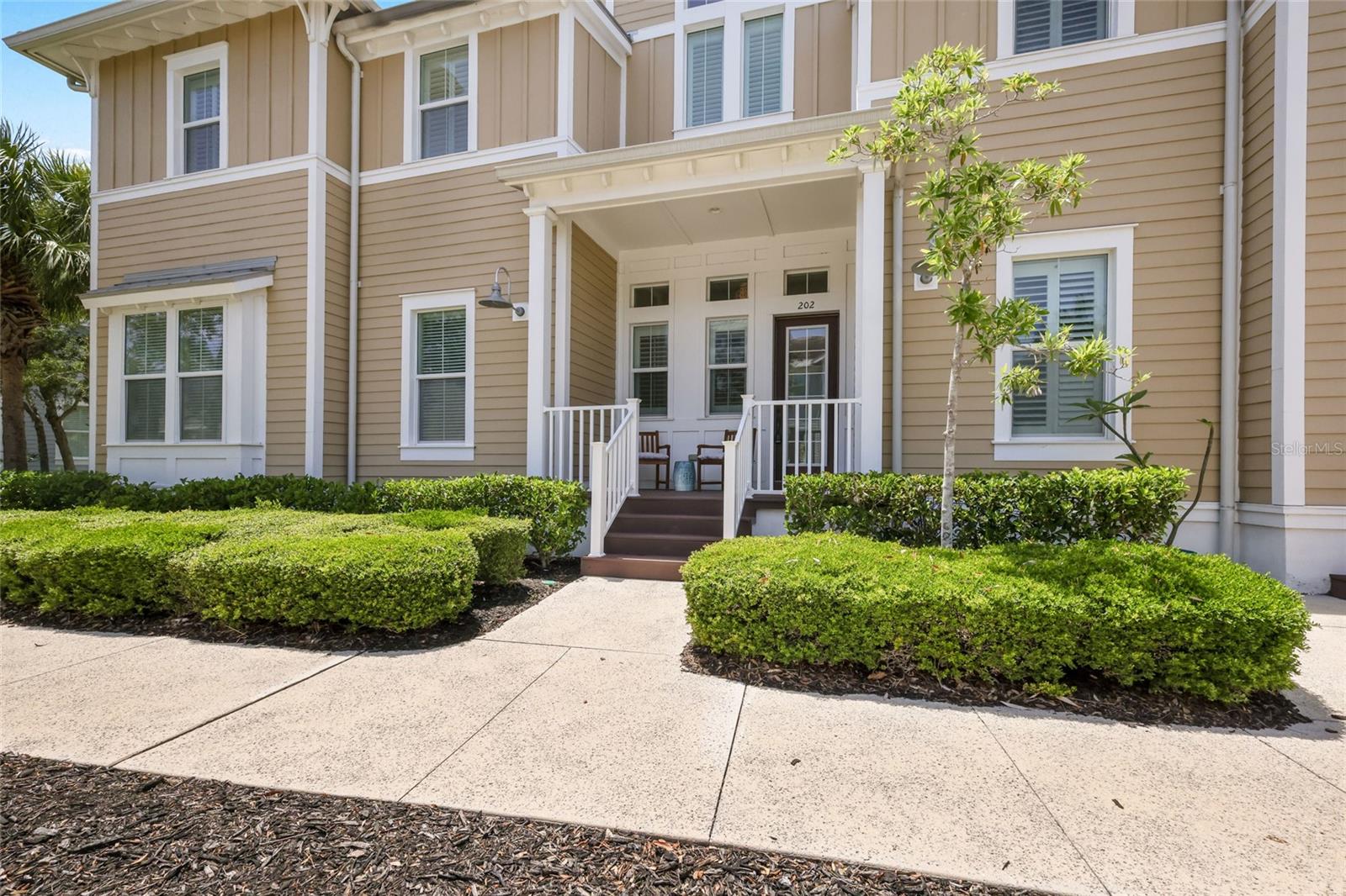 Image 3 of 70 For 258 Sapphire Lake Drive 202